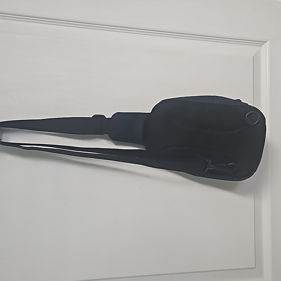 Duchamp London Crossbody Sling Bag - Navy Blue & Black - Picture 7 of 12